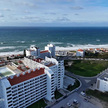 Fairstay - With Sea View Apartamento